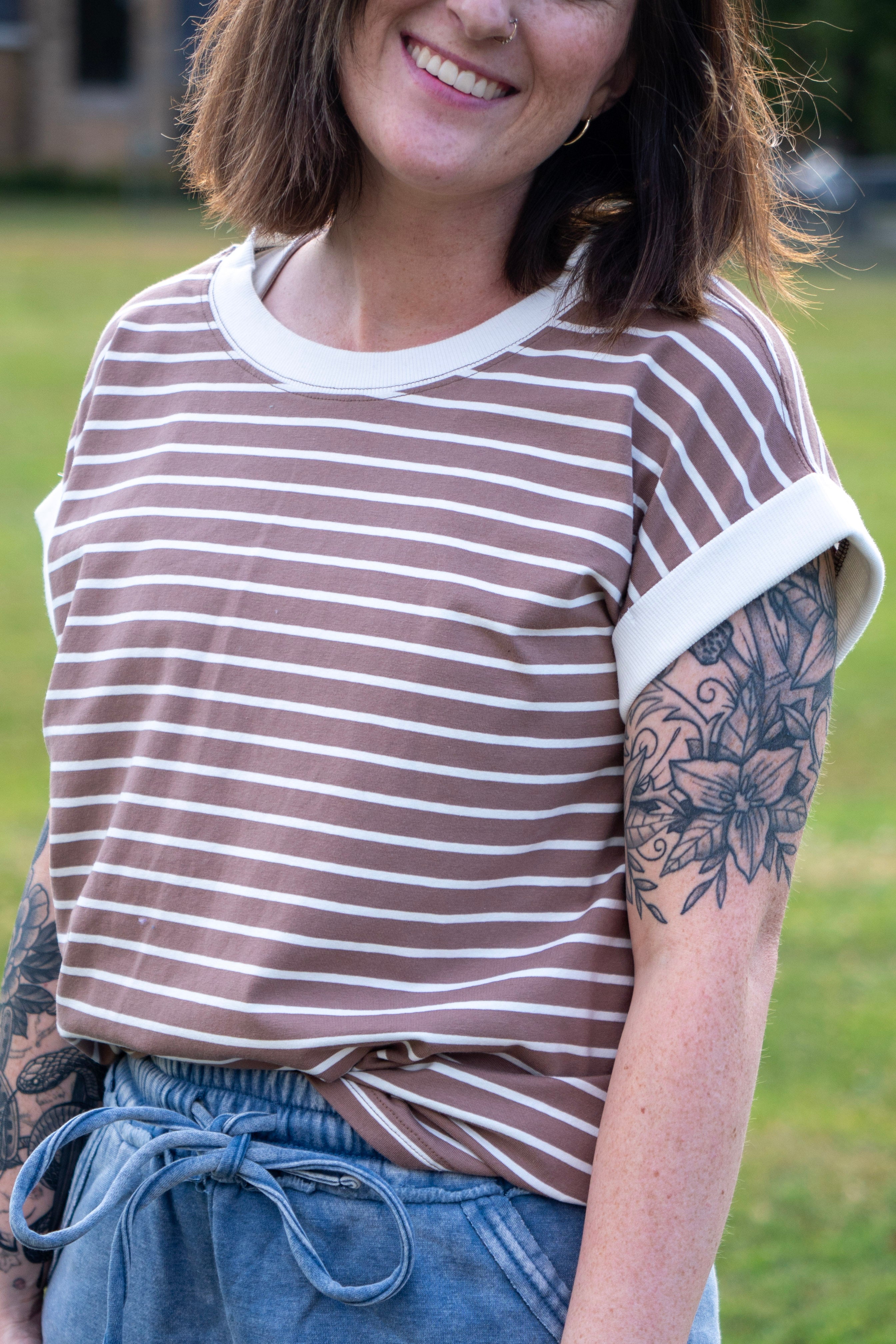 Contrast Trim Cap Sleeve Stripe Tee