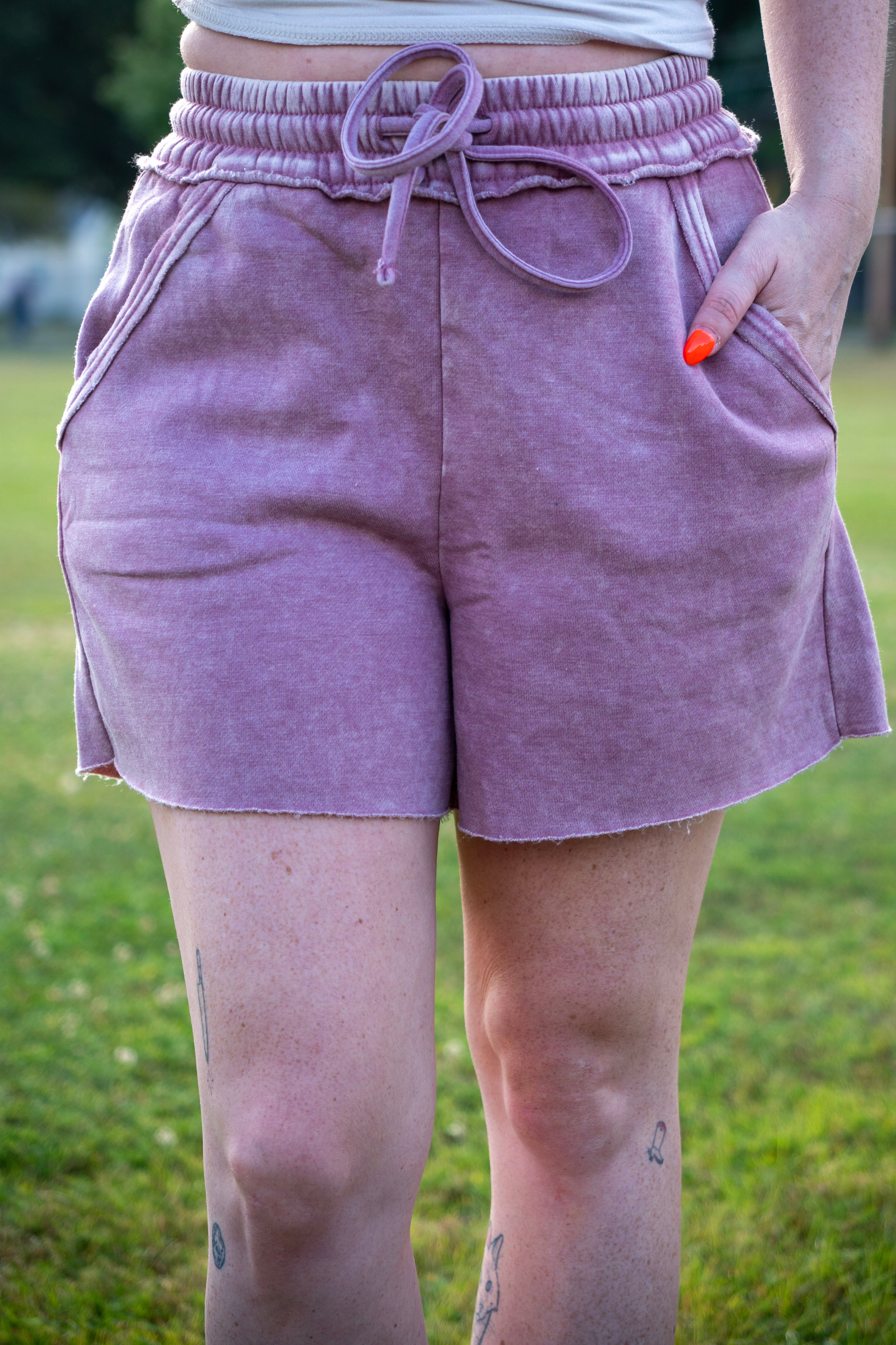 Acid wash fleece drawstring shorts with pockets